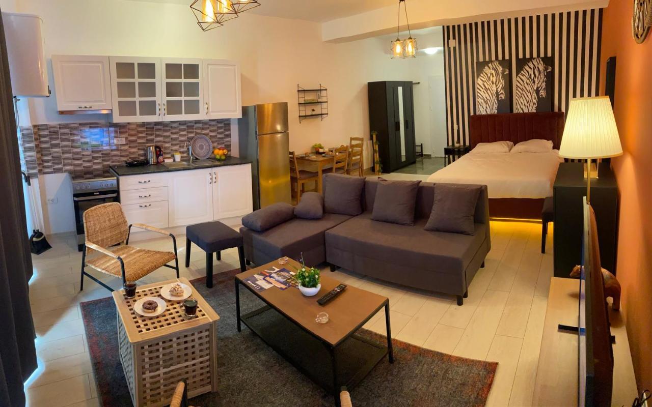 Snagov Lakeview Residences *